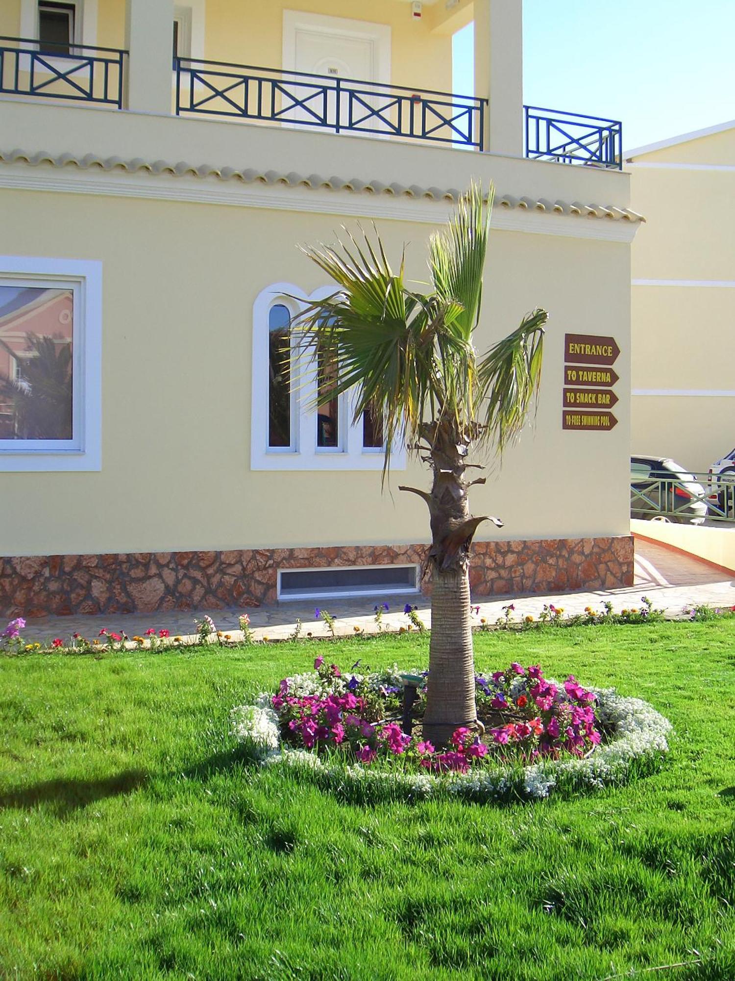 Damia Hotel Apts Sidari  Exterior photo